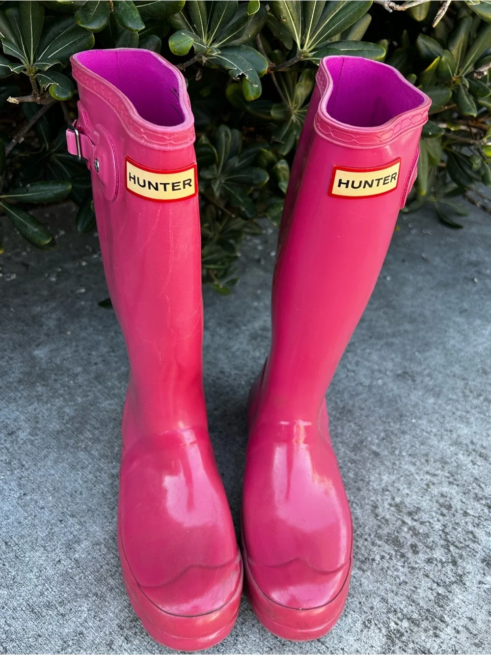 Hunter Tall Women's Vibrant Pink Waterproof Rain Boots